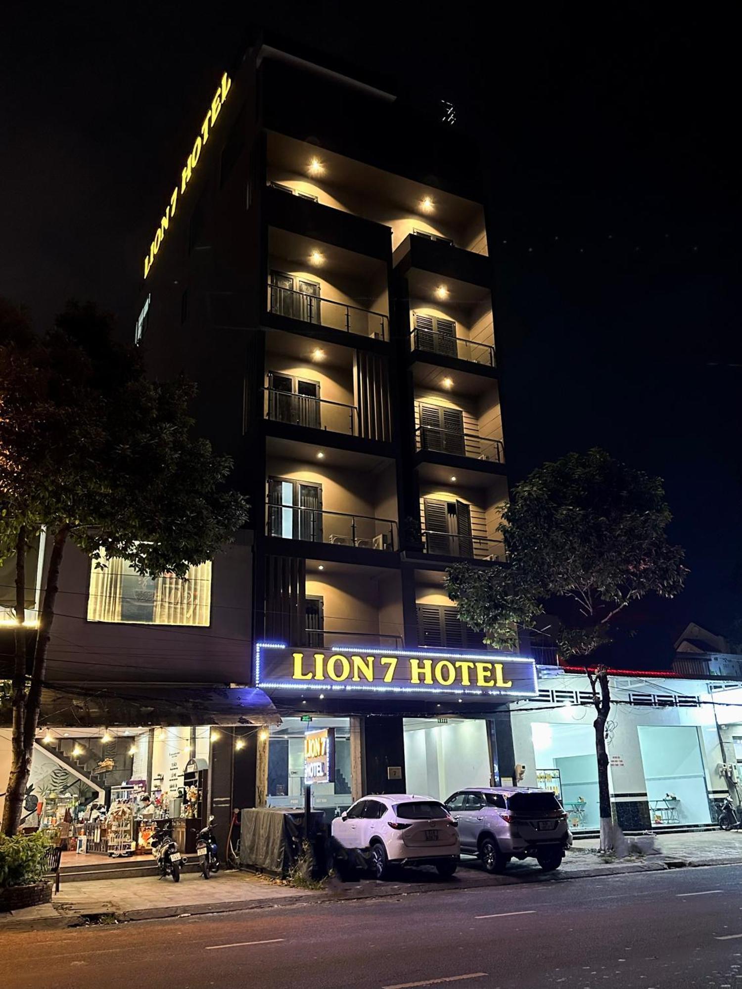 Lion 7 Hotel Can Tho Exterior photo